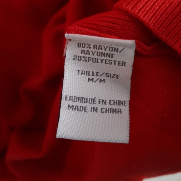 Curve Fitted Vneck Long Sleeve Top - Picture 5 of 6